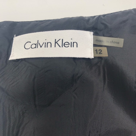 Calvin Klein Crew Neck Seamed Dress - Picture 4 of 7